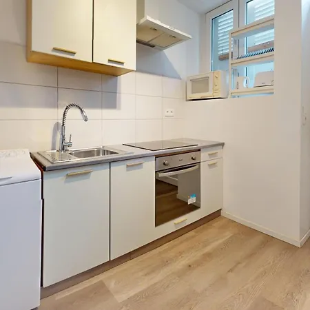 Les Appartements De Georges Avec Parking Colmar Exterior photo